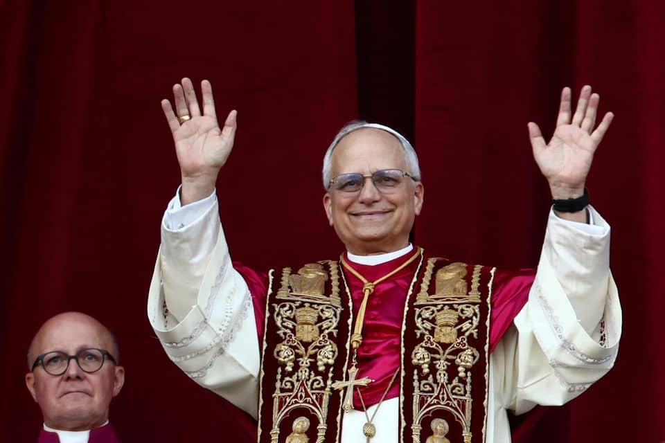 d4795356-211b-42e0-a718-d40e65a5b2db