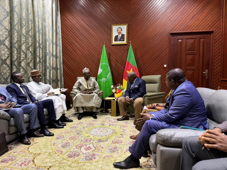 005707c7-fbf7-4784-89f5-0ce1767b40c4