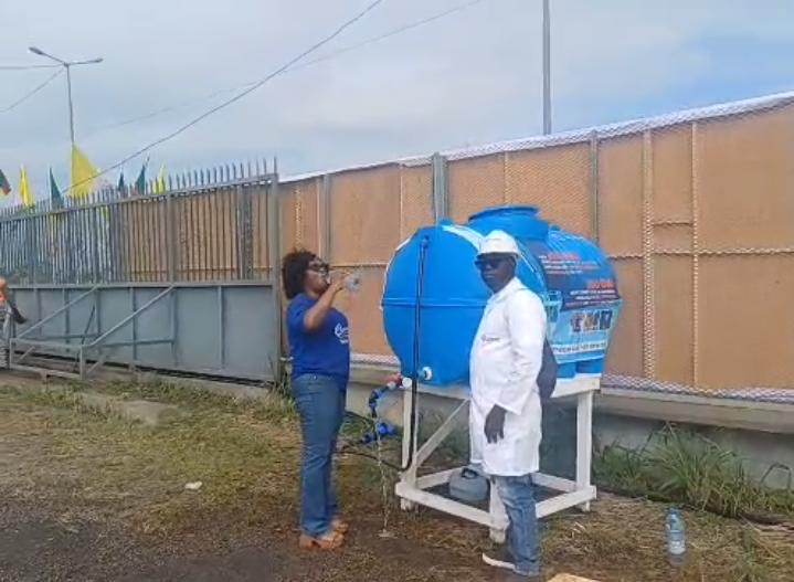 00667319-2b3f-46ee-8baa-2746ec1d802a